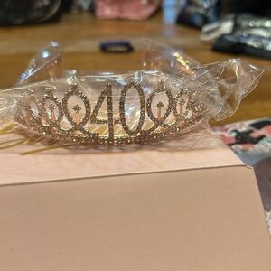 40th Birthday Kit with decorations, tiara,‎ candles, balloon